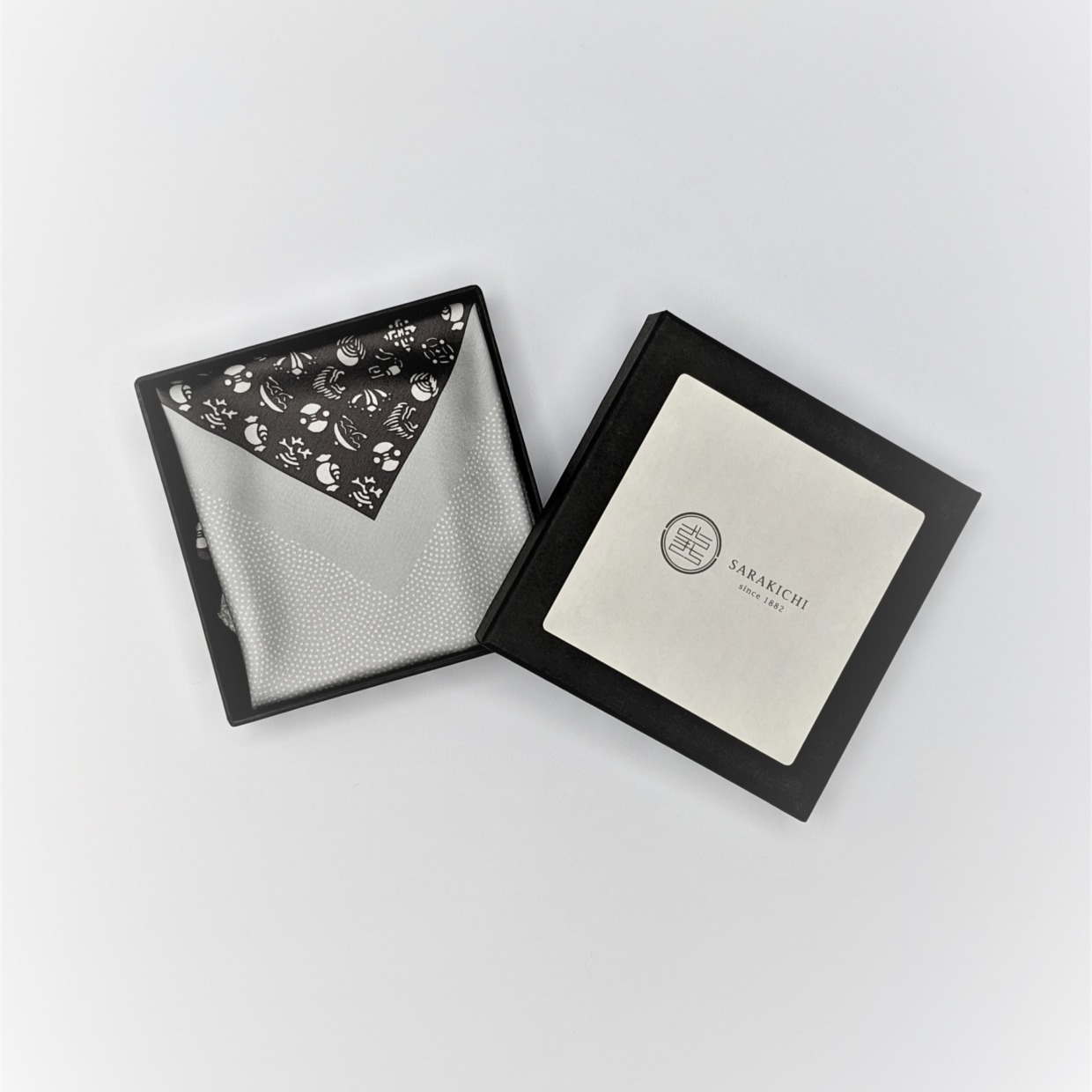 Pocket Square (Takaramono / Su-nezumi)