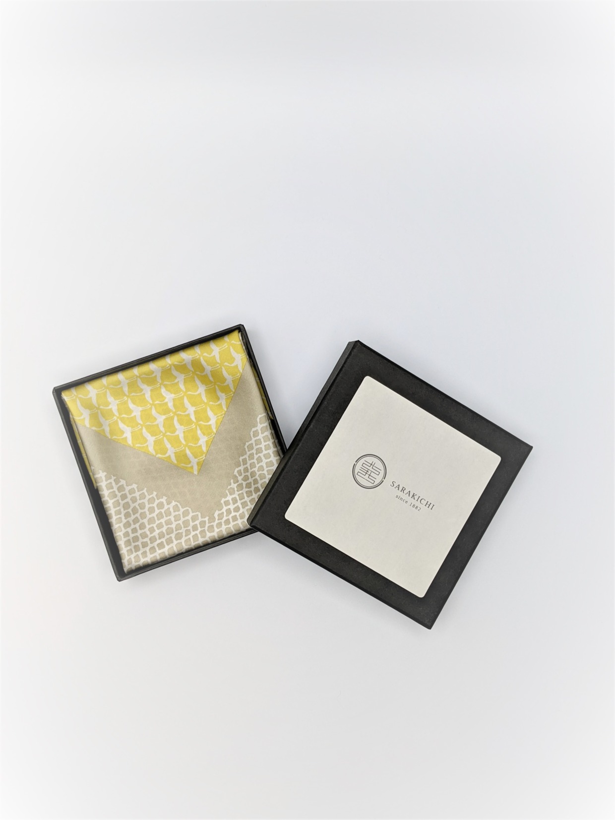 Pocket Square (Flying Crane / Ominaeshi)