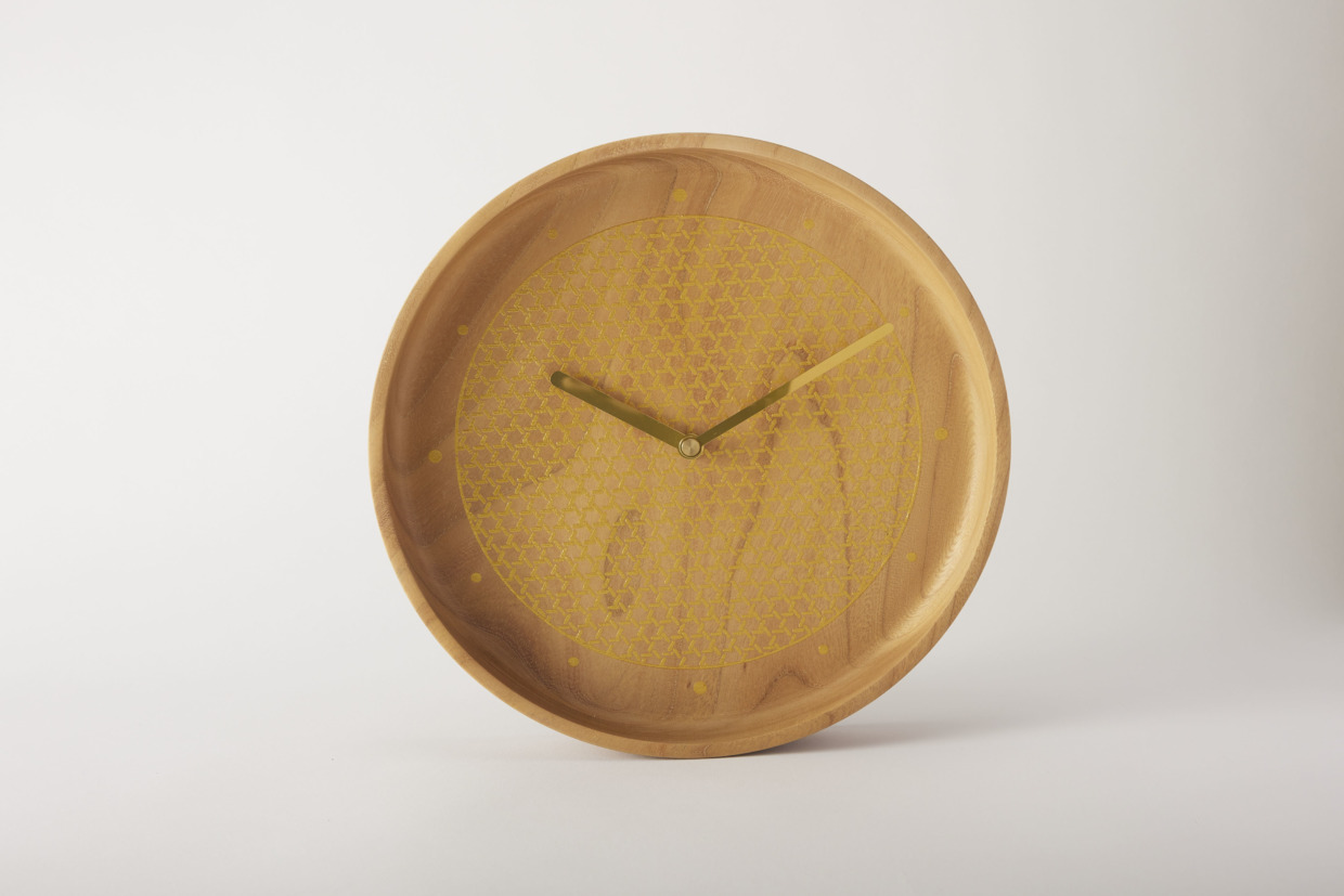 KOMON WOOD CLOCK(MIYABI / Gold）