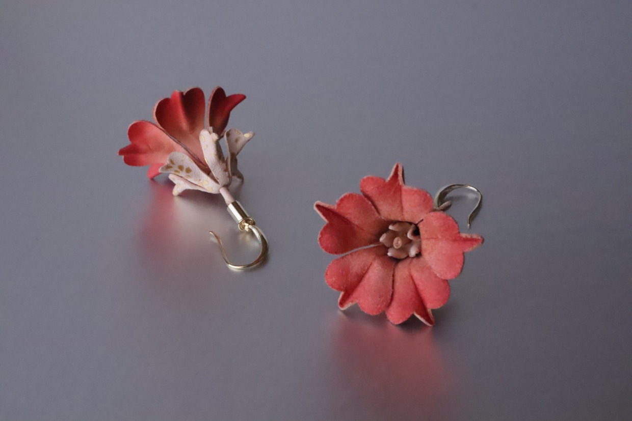 SARASA Flower Swing Piercings/Earrings